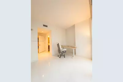 851 NE 1st Ave #2301, Miami, FL 33132 - Photo 4