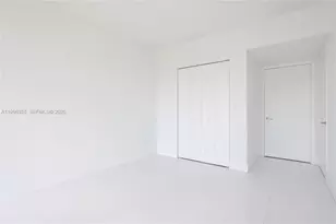 92 SW 3rd St, Miami, FL 33130 - Photo 18