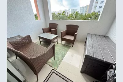 17100 N Bay Rd #1502, Sunny Isles Beach, FL 33160 - Photo 4