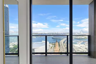 601 NE 1 St #2716, Miami, FL 33132 - Photo 14