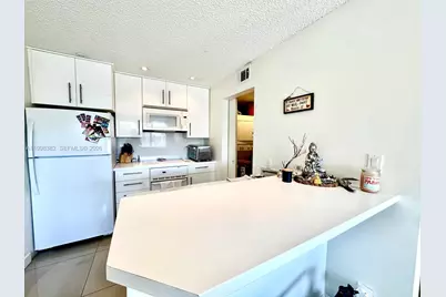 550 S Park Rd #36-8, Hollywood, FL 33021 - Photo 4