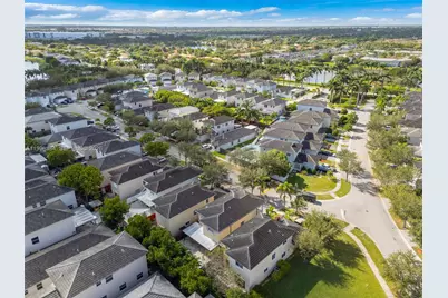 239 SE 31st Ter #0, Homestead, FL 33033 - Photo 10