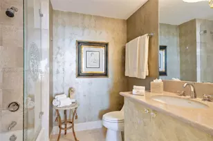 10 Edgewater Dr, Coral Gables, FL 33133 - Photo 20