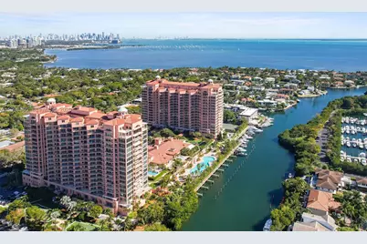10 Edgewater Dr #7G, Coral Gables, FL 33133 - Photo 1