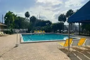 5570 NW 44th St, Lauderhill, FL 33319 - Photo 16
