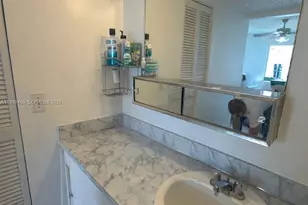 16508 NE 26th Ave, North Miami Beach, FL 33160 - Photo 10