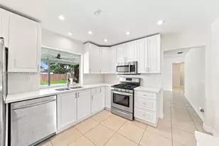 19911 SW 84th Ave, Cutler Bay, FL 33189 - Photo 12