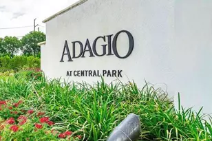 10620 NW 88th St, Doral, FL 33178 - Photo 2