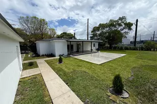 596 Ragan Dr, Miami Springs, FL 33166 - Photo 6