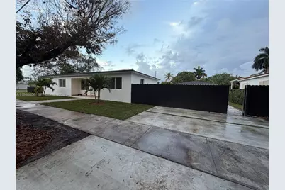 596 Ragan Dr, Miami Springs, FL 33166 - Photo 8