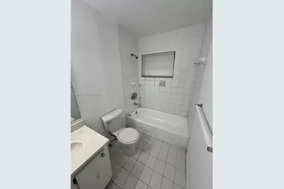 58 SW 14th Ter, Homestead, FL 33030 - Photo 4