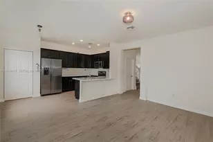 8903 NW 184th Terrace, Miami Lakes, FL 33018 - Photo 16