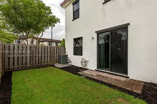 8903 NW 184th Terrace, Miami Lakes, FL 33018 - Photo 34