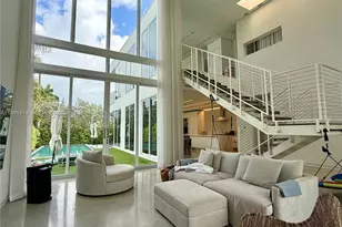 949 Tyler St, Hollywood, FL 33019 - Photo 2