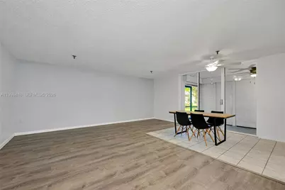 671 NE 195th St #114E, Miami, FL 33179 - Photo 2