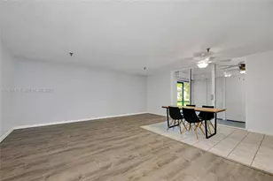 671 NE 195th St, Miami, FL 33179 - Photo 2