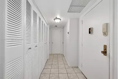 671 NE 195th St #114E, Miami, FL 33179 - Photo 18