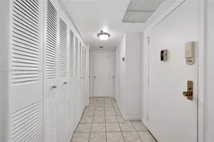 671 NE 195th St, Miami, FL 33179 - Photo 18