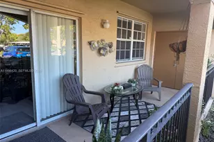 200 SW 117th Terrace, Pembroke Pines, FL 33025 - Photo 22