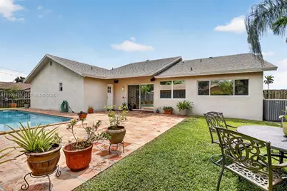 10471 NW 21st Ct, Sunrise, FL 33322 - Photo 36