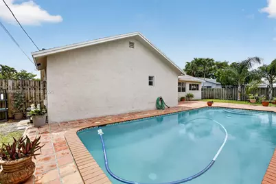 10471 NW 21st Ct, Sunrise, FL 33322 - Photo 40