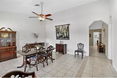 10471 NW 21st Ct, Sunrise, FL 33322 - Photo 4