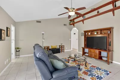 10471 NW 21st Ct, Sunrise, FL 33322 - Photo 10