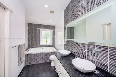 1003 NE 118th St #1003, Biscayne Park, FL 33161 - Photo 14