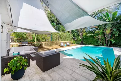 1003 NE 118th St, Biscayne Park, FL 33161 - Photo 28