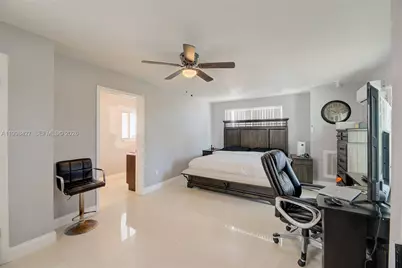 3811 SW 47 Ave, West Park, FL 33023 - Photo 20