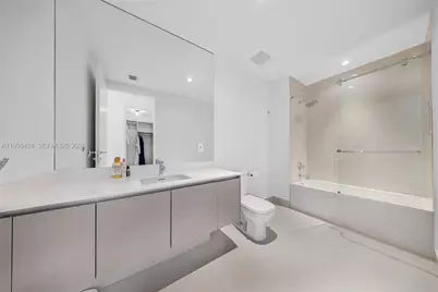 3300 NE 188th St #812, Aventura, FL 33180 - Photo 22