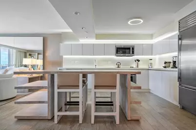 102 24th St #1520, Miami Beach, FL 33139 - Photo 6