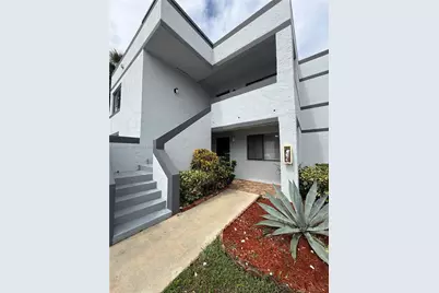 155 Lakeview Dr #101, Weston, FL 33326 - Photo 1