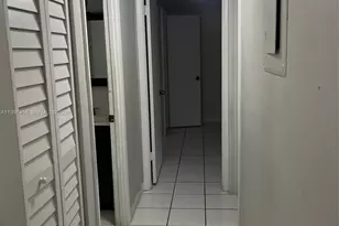 5625 W 20th Ave, Hialeah, FL 33012 - Photo 8