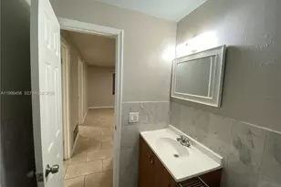 5940 NW 20th St, Lauderhill, FL 33313 - Photo 8