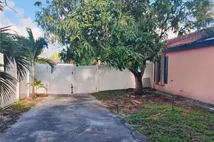 1139 Freshwater Lakes Dr, West Palm Beach, FL 33401 - Photo 42