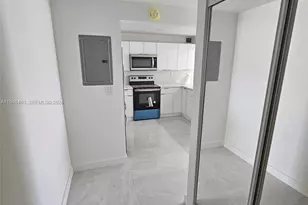 7125 Bay Dr, Miami Beach, FL 33141 - Photo 6