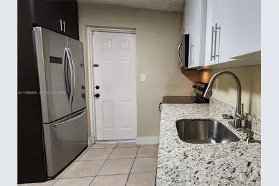 880 E 26th St, Hialeah, FL 33013 - Photo 2