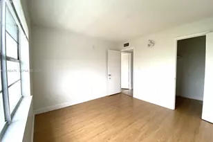 494 NW 165th St Rd, Miami, FL 33169 - Photo 20