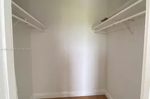 494 NW 165th St Rd, Miami, FL 33169 - Photo 22