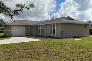 592 SW Todd Ave, Port Saint Lucie, FL 34983 - Photo 2