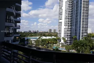 3600 Mystic Pointe Dr, Aventura, FL 33180 - Photo 28
