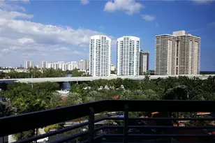 3600 Mystic Pointe Dr, Aventura, FL 33180 - Photo 24