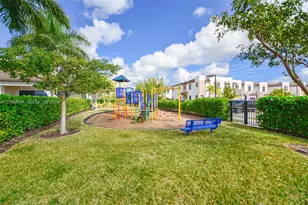 640 NE 207th St, Miami, FL 33179 - Photo 50