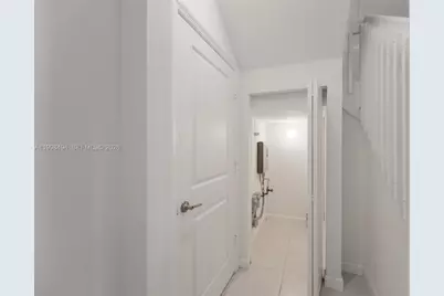 640 NE 207th St, Miami, FL 33179 - Photo 6