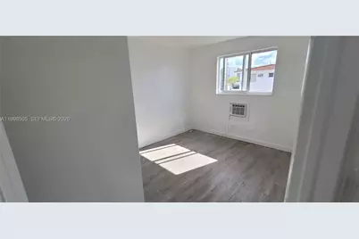 111 SW 18th Ave, Miami, FL 33135 - Photo 14