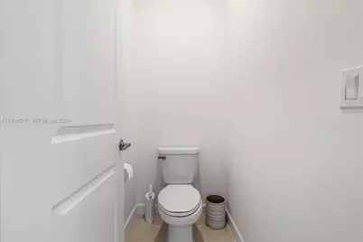 4917 Oakmont Dr, Dania Beach, FL 33312 - Photo 26
