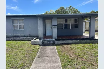 164 SW 2nd Ct, Deerfield Beach, FL 33441 - Photo 2