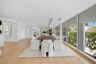 215 Palm Ave, Miami Beach, FL 33139 - Photo 10