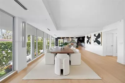 215 Palm Ave, Miami Beach, FL 33139 - Photo 8